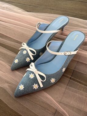 Anthropologie Denim Daisy Pointed Mules in Blue and Cream